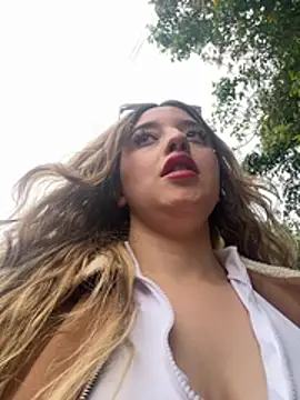 Baby  Otaku online show from February 5, 8:37 pm