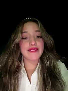 Baby  Otaku online show from December 14, 12:50 am