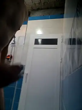 amirzinou online show from January 8, 11:27 am