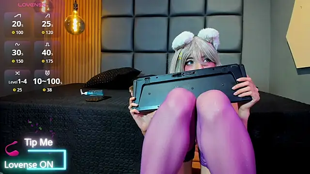 ALISSON VEGA online show from September 29, 7:04 am