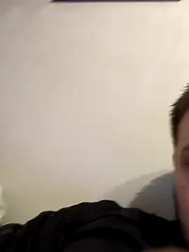 Snapshot of Ryanbigcock3194 chatting on October 12, 11:28 pm Ryanbigcock3194 online show from October 12, 11:28 pm