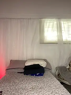 Mia  Gray online show from November 7, 6:12 pm