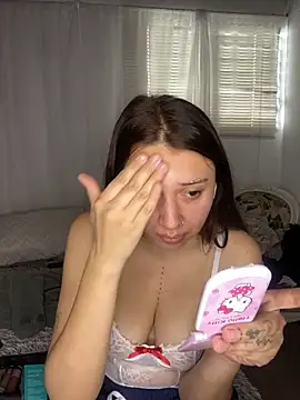 Mia  Gray online show from November 18, 6:00 pm