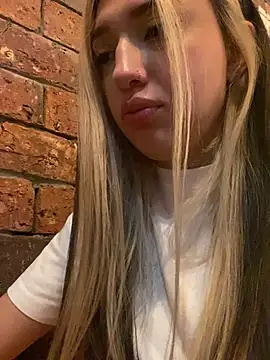 Mia  Gray online show from March 23, 2:48 am