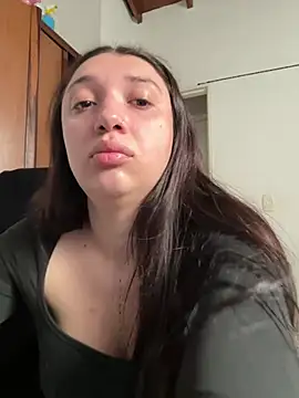 Mia  Gray online show from May 22, 6:50 pm