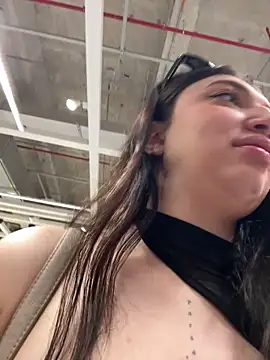 Mia  Gray online show from May 18, 6:12 pm