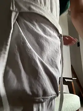 Mia  Gray online show from May 4, 7:06 pm