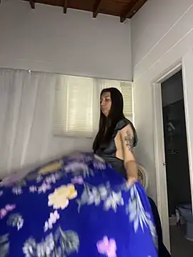 Mia  Gray online show from November 29, 5:46 pm