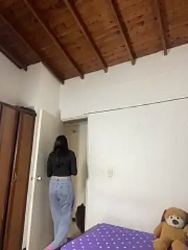 Mia  Gray online show from February 18, 3:19 pm