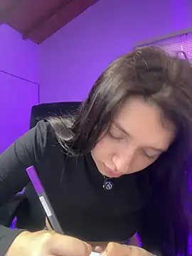 Mia  Gray online show from April 14, 5:40 pm