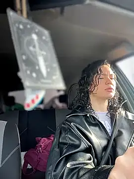 MeekyRich online show from April 3, 1:56 am