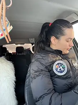 MeekyRich online show from November 28, 4:01 am