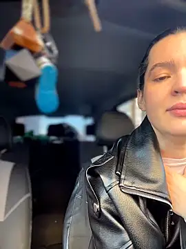 MeekyRich online show from April 9, 2:35 am