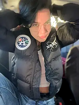 MeekyRich online show from November 18, 3:10 am