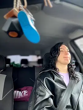 MeekyRich online show from April 8, 3:08 am