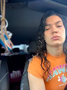 MeekyRich online show from June 10, 1:18 am