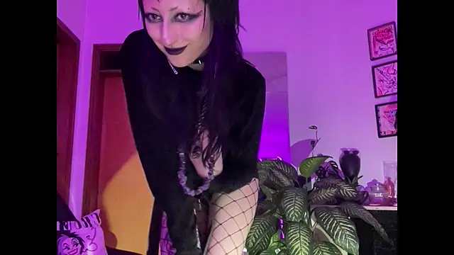 Snapshot of ELENA_UMBRA chatting on December 2, 5:31 am ELENA UMBRA online show from December 2, 5:31 am