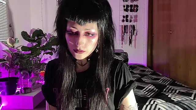 ELENA UMBRA online show from February 12, 9:47 pm