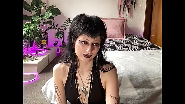 ELENA UMBRA online show from December 20, 3:37 pm