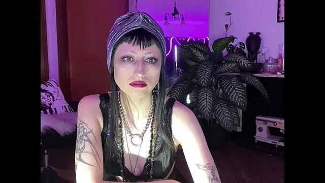 Snapshot of ELENA_UMBRA chatting on November 29, 4:51 pm ELENA UMBRA online show from November 29, 4:51 pm