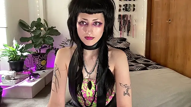 ELENA UMBRA online show from May 20, 4:37 pm