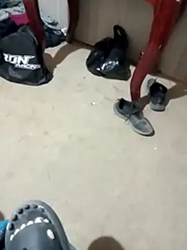 luuiss12 online show from December 22, 4:01 am