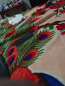 luuiss12 online show from November 29, 10:10 pm