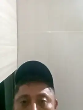 luuiss12 online show from January 9, 12:06 am