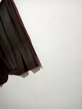 luuiss12 online show from January 10, 5:47 am