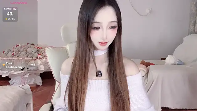 Tsuki-MM online show from October 29, 6:45 am