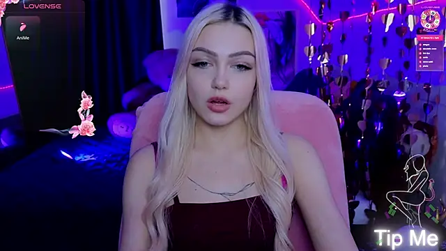 LinaLirian online show from March 3, 2:02 pm