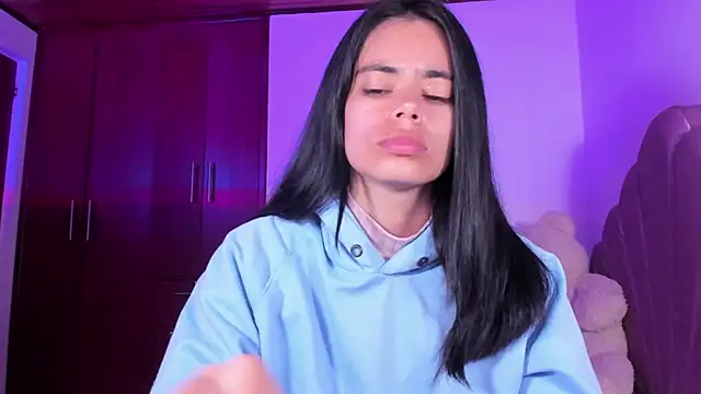 BellaSun  online show from September 20, 4:17 am