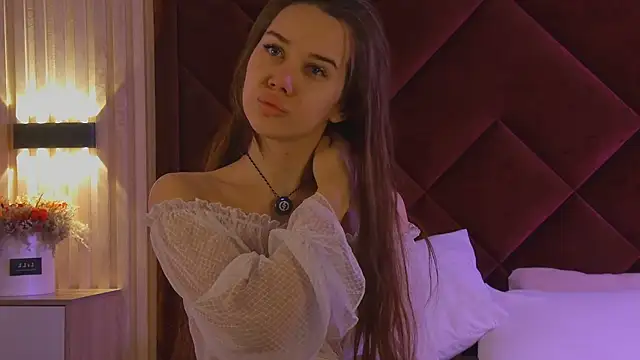 StacyHarland online show from November 7, 4:28 am