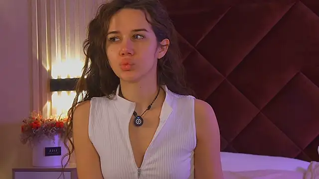 StacyHarland online show from November 16, 4:28 am