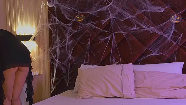 StacyHarland online show from November 1, 3:46 am