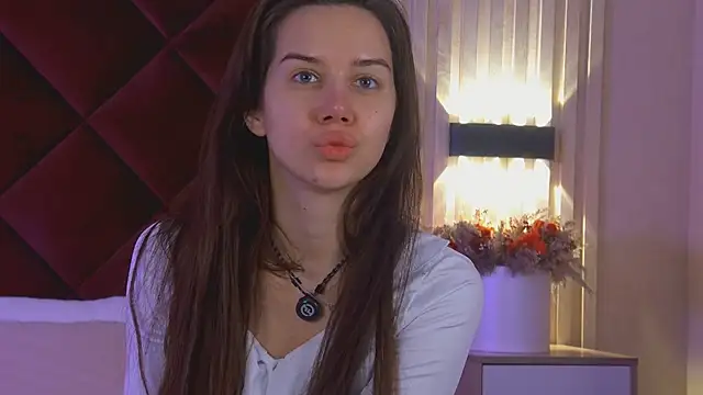 StacyHarland online show from December 2, 4:47 am