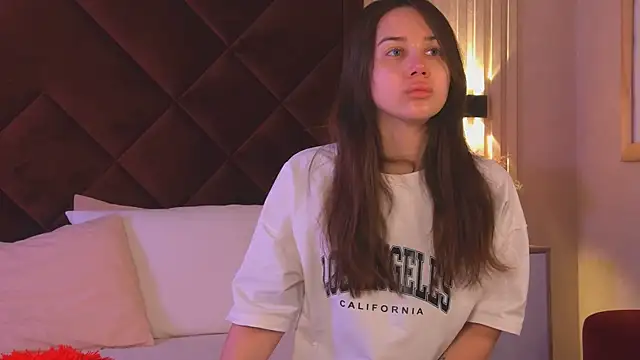 StacyHarland online show from April 12, 4:27 am