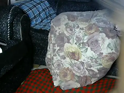 Snapshot of Thosabane chatting on January 11, 6:15 pm Thosabane online show from January 11, 6:15 pm