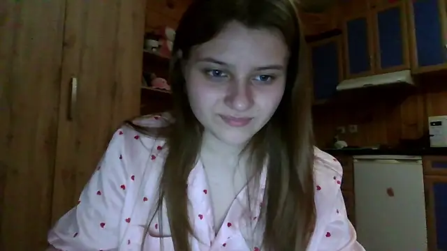 Little shygirl online show from November 20, 5:24 pm