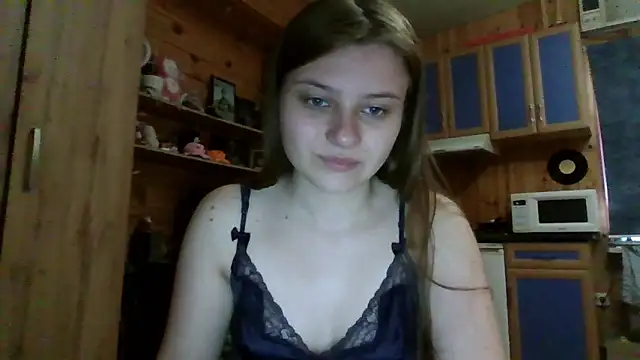 Snapshot of Little_shygirl chatting on October 15, 4:22 am Little shygirl online show from October 15, 4:22 am