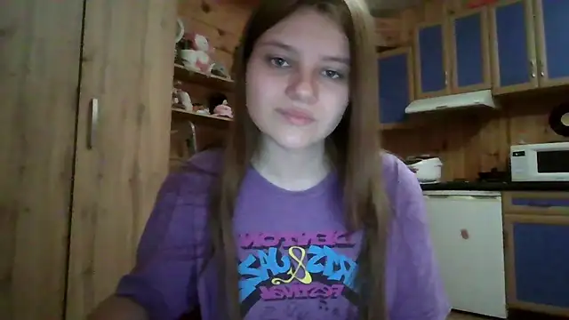Snapshot of Little_shygirl chatting on September 28, 2:18 am Little shygirl online show from September 28, 2:18 am