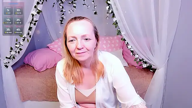 Karen Villis online show from March 29, 10:50 am