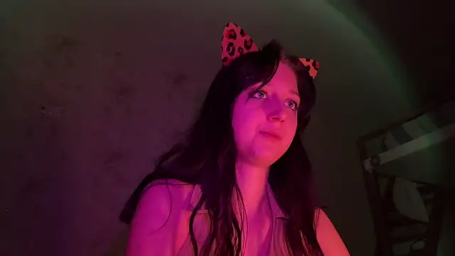 YourTemptation  online show from December 20, 2:09 pm