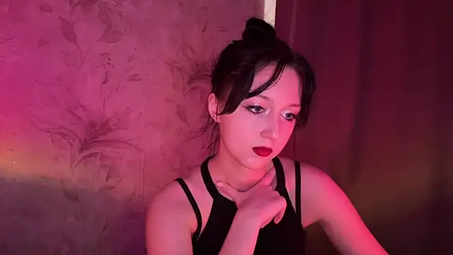 YourTemptation  online show from March 2, 12:01 pm