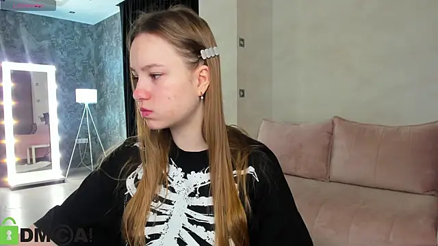 Snapshot of Candy_Cansew chatting on October 26, 1:06 am Candy Cansew online show from October 26, 1:06 am