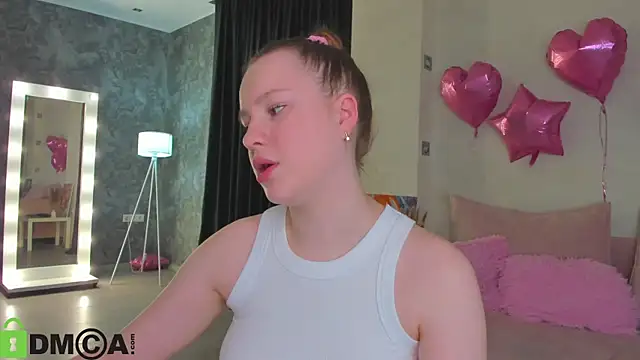 Snapshot of Candy_Cansew chatting on May 27, 1:04 am Candy Cansew online show from May 27, 1:04 am