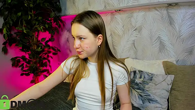 Snapshot of Candy_Cansew chatting on October 27, 1:06 am Candy Cansew online show from October 27, 1:06 am