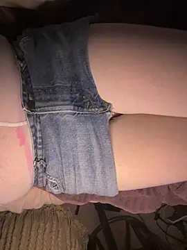 69kinkypickle69 online show from April 3, 5:14 am