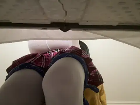 69kinkypickle69 online show from October 25, 1:01 pm
