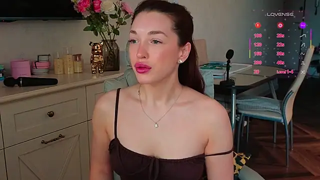 yourr Evaa online show from April 11, 2:19 am